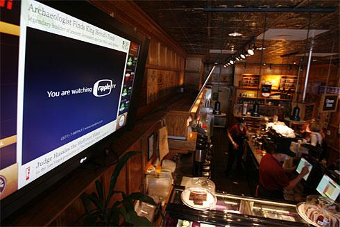 TCN為品牌餐飲場所打造數(shù)字信息發(fā)布網(wǎng)絡,<a href='http://www.jsgfmy.com/webpage/tagsList.aspx?TagId=78'>多媒體信息發(fā)布</a>,信息發(fā)布系統(tǒng)下載,數(shù)字標牌Digital Signage