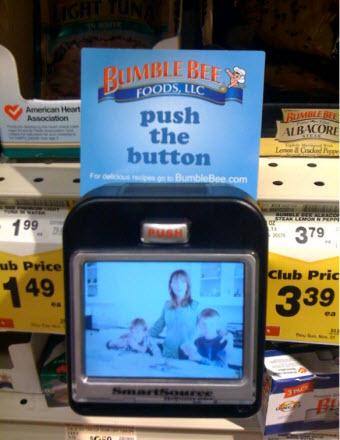 不恰當(dāng)?shù)臄?shù)字標(biāo)牌帶來負(fù)面印象的兩個例子,<a href='http://www.jsgfmy.com/webpage/tagsList.aspx?TagId=78'>多媒體信息發(fā)布</a>,<a href='http://www.jsgfmy.com/webpage/tagsList.aspx?TagId=133'>信息發(fā)布系統(tǒng)</a>,數(shù)字標(biāo)牌,<a href='http://www.jsgfmy.com/webpage/tagsList.aspx?TagId=31'>Digital Signage</a>