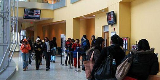 由<a href='http://www.jsgfmy.com/webpage/tagsList.aspx?TagId=1035'>智利</a>大<a href='http://www.jsgfmy.com/webpage/tagsList.aspx?TagId=1033'>地震</a>看數(shù)字標(biāo)牌應(yīng)對(duì)緊急狀況,信息顯示系統(tǒng),多媒體<a href='http://www.jsgfmy.com/webpage/tagsList.aspx?TagId=583'>信息發(fā)布</a>系統(tǒng),數(shù)字標(biāo)牌,digital signage