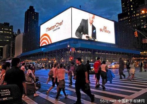 	港務(wù)局巴士總站數(shù)字廣告牌每天吸引百萬(wàn)觀眾,推進(jìn)戶外廣告行業(yè)變革 還看數(shù)字標(biāo)牌,聯(lián)網(wǎng)數(shù)字告示系統(tǒng),數(shù)字標(biāo)牌,數(shù)字告示,信息顯示系統(tǒng),digital signage