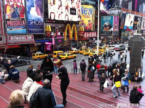 紐約時代廣場上演美寶蓮大型數(shù)字互動活動,多媒體信息發(fā)布系統(tǒng),數(shù)字告示,數(shù)字標牌,信息顯示系統(tǒng),digital signage