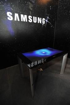 三星商用繼續(xù)引領(lǐng)中國商用顯示發(fā)展潮流,多媒體信息發(fā)布系統(tǒng),數(shù)字告示,數(shù)字標(biāo)牌,信息顯示系統(tǒng),digital signage 三星商用繼續(xù)引領(lǐng)中國商用顯示發(fā)展潮流,多媒體信息發(fā)布系統(tǒng),數(shù)字告示,數(shù)字標(biāo)牌,信息顯示系統(tǒng),digital signage