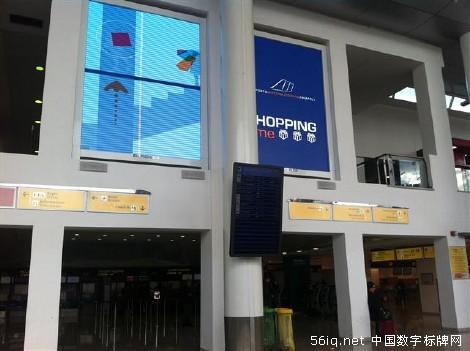 那不勒斯國(guó)際機(jī)場(chǎng)安裝部署LED數(shù)字標(biāo)牌視頻墻,信息顯示系統(tǒng),多媒體信息發(fā)布系統(tǒng),數(shù)字標(biāo)牌,數(shù)字告示，digital signage