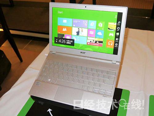 日本宏碁發(fā)布支持觸摸操作的極薄超級本等冬季款產(chǎn)品,信息顯示系統(tǒng),多媒體信息發(fā)布系統(tǒng),數(shù)字標(biāo)牌,digital signage