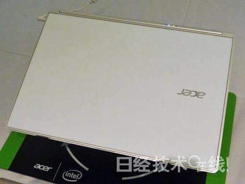 日本宏碁發(fā)布支持觸摸操作的極薄超級本等冬季款產(chǎn)品,信息顯示系統(tǒng),多媒體信息發(fā)布系統(tǒng),數(shù)字標(biāo)牌,digital signage