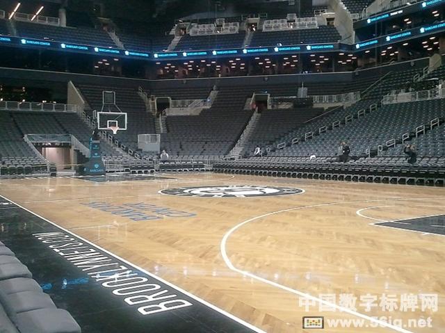 NBA籃網(wǎng)總部巴克萊中心里的數(shù)字標(biāo)牌系統(tǒng)應(yīng)用,信息顯示系統(tǒng),多媒體信息發(fā)布系統(tǒng),數(shù)字告示,數(shù)字標(biāo)牌,digital signage NBA籃網(wǎng)總部巴克萊中心里的數(shù)字標(biāo)牌系統(tǒng)應(yīng)用,信息顯示系統(tǒng),多媒體信息發(fā)布系統(tǒng),數(shù)字告示,數(shù)字標(biāo)牌,digital signage