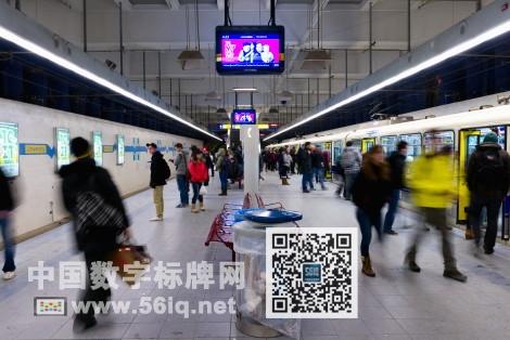加拿大亞伯達省埃德蒙頓新裝數(shù)字地鐵網(wǎng)絡,信息顯示系統(tǒng),多媒體信息發(fā)布系統(tǒng),數(shù)字標牌,數(shù)字告示，digital signage