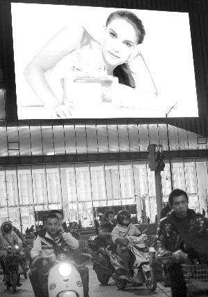 南京將給<a href='http://www.jsgfmy.com/webpage/tagsList.aspx?TagId=361'>LED大屏</a>“上規(guī)矩”,信息顯示系統(tǒng),多媒體信息發(fā)布系統(tǒng),數(shù)字標牌,數(shù)字告示，digital signage