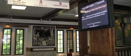 看<a href='http://www.jsgfmy.com/webpage/tagsList.aspx?TagId=63'>多媒體</a>數(shù)字告示布局教育行業(yè)之必然,信息顯示系統(tǒng),多媒體信息發(fā)布系統(tǒng),數(shù)字標牌,數(shù)字告示，digital signage