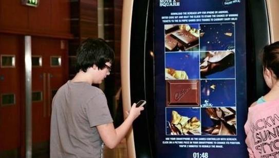 數(shù)字標(biāo)牌為商家與消費者搭建<a href='http://www.jsgfmy.com/webpage/tagsList.aspx?TagId=2958'>交流平臺</a>,信息顯示系統(tǒng),多媒體信息發(fā)布系統(tǒng),數(shù)字標(biāo)牌,數(shù)字告示，digital signage