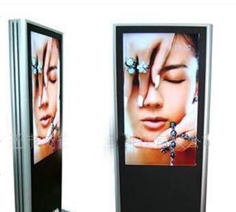 數(shù)字標(biāo)牌發(fā)展陷瓶頸 突破亟需創(chuàng)新路,信息顯示系統(tǒng),多媒體信息發(fā)布系統(tǒng),數(shù)字標(biāo)牌,數(shù)字告示，digital signage