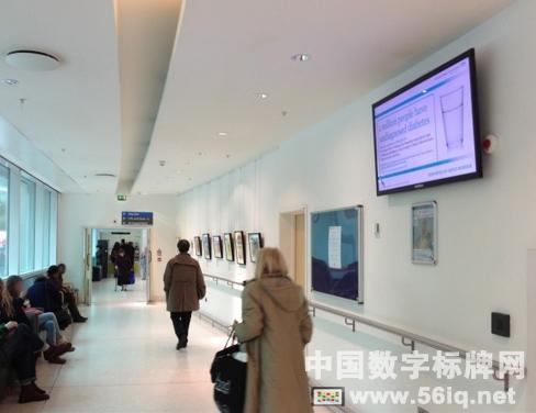 英國(guó)國(guó)家醫(yī)療服務(wù)醫(yī)院采用智能數(shù)字標(biāo)牌,信息顯示系統(tǒng),多媒體信息發(fā)布系統(tǒng),數(shù)字標(biāo)牌,數(shù)字告示，digital signage