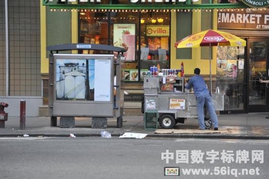 英國(guó)大型戶(hù)外展覽“藝術(shù)無(wú)處不在”登陸美國(guó),多媒體信息發(fā)布系統(tǒng),數(shù)字標(biāo)牌,數(shù)字告示，digital signage