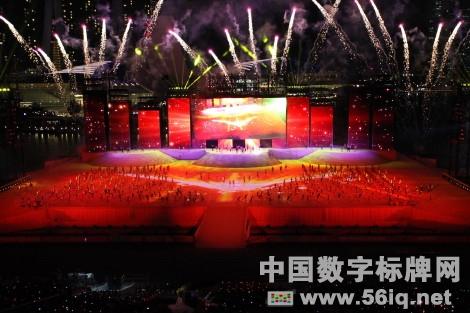 新加坡49周年國慶慶典數(shù)字技術照亮璀璨星空,多媒體信息發(fā)布系統(tǒng),數(shù)字標牌,數(shù)字告示，digital signage
