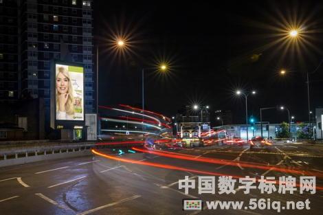 英國(guó)知名品牌代言人走進(jìn)倫敦戶外數(shù)字廣告牌,多媒體信息發(fā)布系統(tǒng),數(shù)字標(biāo)牌,數(shù)字告示，digital signage