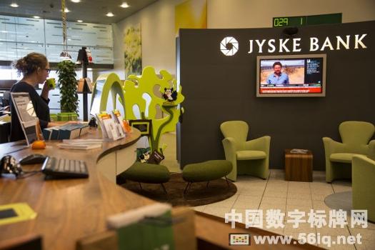 數(shù)字標牌電視網(wǎng)絡為日德蘭銀行加分,多媒體信息發(fā)布系統(tǒng),數(shù)字標牌,數(shù)字告示，digital signage