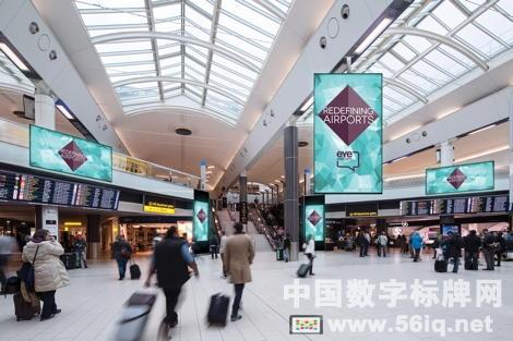 英國各大機(jī)場迎來全新的數(shù)字廣告牌體驗(yàn),多媒體信息發(fā)布系統(tǒng),數(shù)字標(biāo)牌,數(shù)字告示,digital signage 英國各大機(jī)場迎來全新的<a href='http://www.jsgfmy.com/webpage/tagsList.aspx?TagId=293'>數(shù)字廣告</a>牌體驗(yàn),多媒體信息發(fā)布系統(tǒng),數(shù)字標(biāo)牌,數(shù)字告示,digital signage