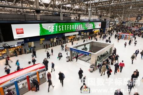 英國知名零售商推出智能互動戶外游戲活動,多媒體信息發(fā)布系統(tǒng),數(shù)字標(biāo)牌,數(shù)字告示，digital signage