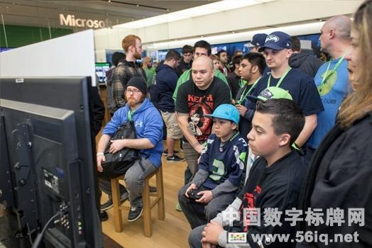 微軟Titanfall零售發(fā)布摘得銀獎(jiǎng),多媒體信息發(fā)布系統(tǒng),數(shù)字標(biāo)牌,數(shù)字告示,digital signage 微軟Titanfall零售發(fā)布摘得銀獎(jiǎng),多媒體信息發(fā)布系統(tǒng),數(shù)字標(biāo)牌,數(shù)字告示,digital signage