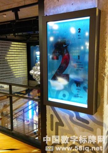 首爾江南區(qū)耐克旗艦店數(shù)字標(biāo)牌大放異彩,多媒體信息發(fā)布系統(tǒng),數(shù)字標(biāo)牌,數(shù)字告示，digital signage