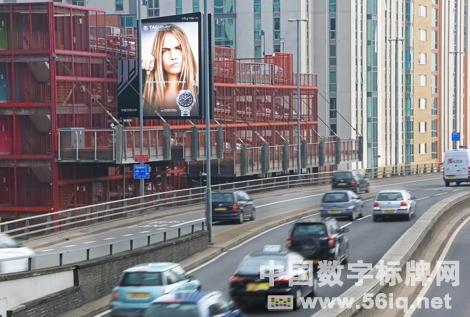 豪雅手表標(biāo)志伯明翰戶外數(shù)字大屏,多媒體信息發(fā)布系統(tǒng),數(shù)字標(biāo)牌,數(shù)字告示,digital signage 豪雅手表標(biāo)志伯明翰戶外數(shù)字大屏,多媒體信息發(fā)布系統(tǒng),數(shù)字標(biāo)牌,數(shù)字告示,digital signage