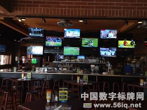 大學體育酒吧使用移動視頻墻提升顧客視覺體驗,多媒體信息發(fā)布系統(tǒng),數(shù)字標牌,數(shù)字告示，digital signage