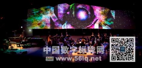 異形數(shù)字標(biāo)牌視頻墻上演電子交響音樂會,多媒體信息發(fā)布系統(tǒng),數(shù)字標(biāo)牌,數(shù)字告示,digital signage 異形數(shù)字標(biāo)牌<a href='http://www.jsgfmy.com/webpage/tagsList.aspx?TagId=135'>視頻墻</a>上演電子交響音樂會,多媒體信息發(fā)布系統(tǒng),數(shù)字標(biāo)牌,數(shù)字告示,digital signage