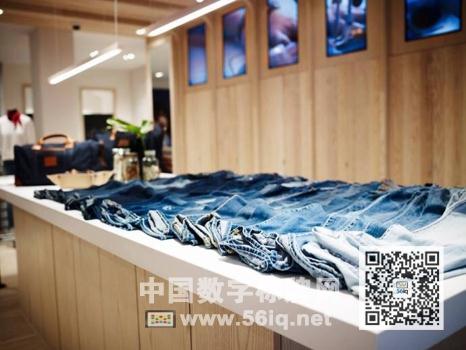 美國(guó)牛仔品牌倫敦卡納比門(mén)店迎接數(shù)字化,多媒體信息發(fā)布系統(tǒng),數(shù)字標(biāo)牌,數(shù)字告示，digital signage